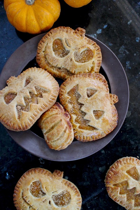 Recipe of the Month – Jack-o-Lantern Pumpkin Hand Pies